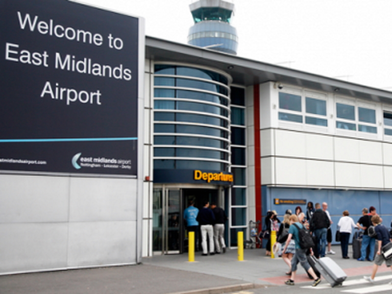 Image of East Midlands Airport terminal with Taxi Rank